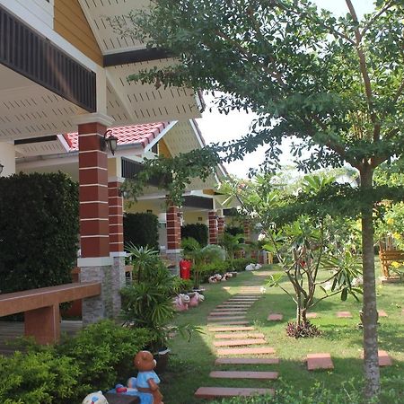 Rimbueng Resort Pranburi 외부 사진